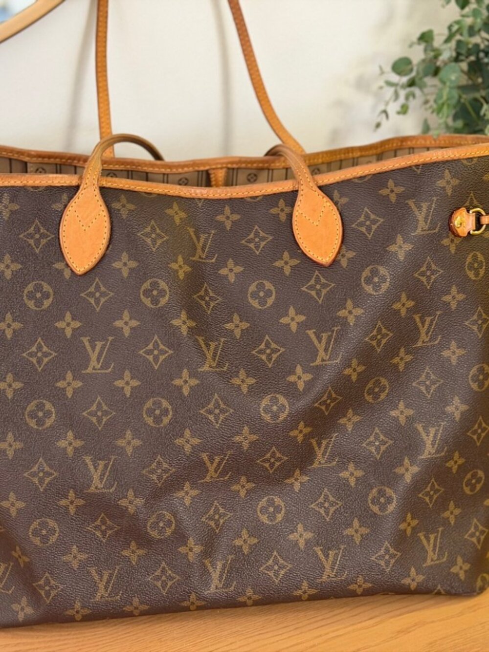 Louis Vuitton Neverfull GM Monogram Canvas Tote Bag